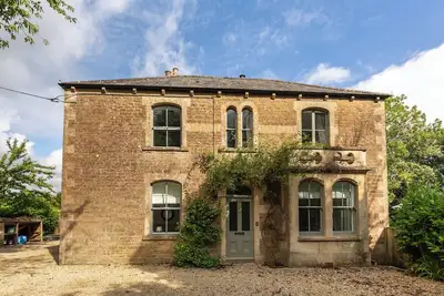 Image de Vallis Oak Villa, pet friendly, with hot tub in Frome