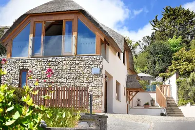 Image de Bucket & Spade, family friendly, luxury holiday cottage in Lyme Regis