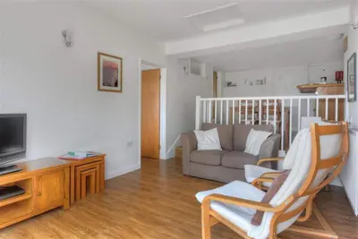 Greystones Flat, family friendly, with a garden in Lyme Regis