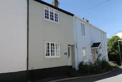 Image de 17 Mill Green, pet friendly, country holiday cottage in Lyme Regis