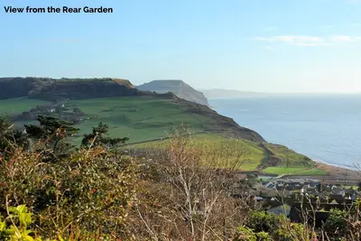 Image de Dolphins Leap, pet friendly, country holiday cottage in Charmouth