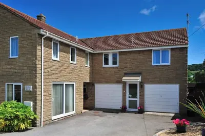 Image de Bridge House Apartment, pet friendly, with a garden in Charmouth