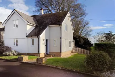 Image de High Cliff Cottage, pet friendly, with a garden in Lyme Regis
