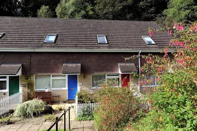 44 Fernhill Heights, pet friendly, with a garden in Charmouth