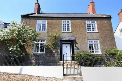 Image de Stone House, family friendly, country holiday cottage in Charmouth