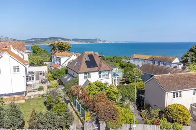 Image de Hove To, pet friendly, country holiday cottage in Lyme Regis