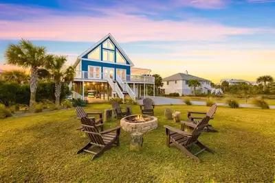 Image de Fall Availability! Bay-Side Cabin! Dog-Friendly! Fire pit!