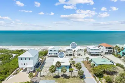 Image de Fall Availability! Relax in this Dog-Friendly Duplex! Gulf Views! Short Walk to Beach!