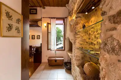 Image de Venetian Rimondi Fountain Mansion. Built in 1626!