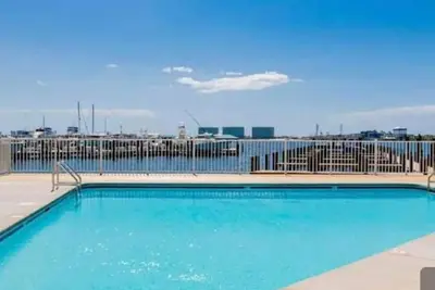 Image de Cottage-Boater's Dream, Pool Access