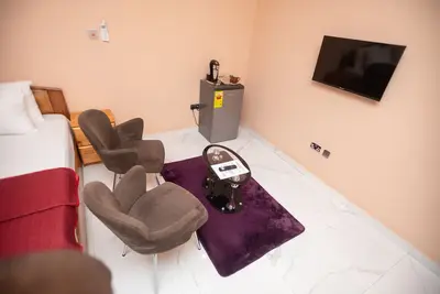 Image de Executive Large Room with Ensuite - just 25 mins drive from the Airport