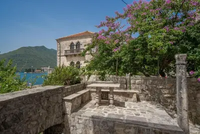 Image de Splendid two-storey villa by the sea!