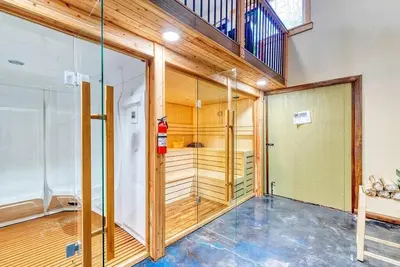 Image de Skyline Spay Cabin | Hot Tub | Sauna | Steam Room
