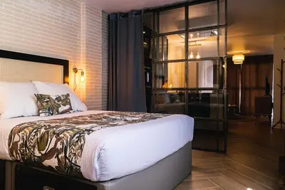 Image de Exclusive apartment 30 meters from the beach. Ba