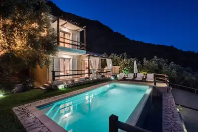 Image de Villa Meliti - stunning seaviews, infinity pool, privacy, close to the beach