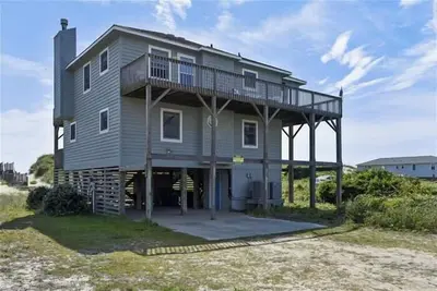 Image de Oceanfront in South Nags Head! 4 bedrooms, quiet location, beautiful views!