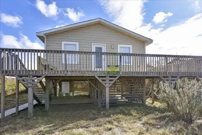 Image de Adorable beach box in the heart of Nags Head. Close to the beach or the sound!