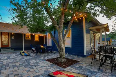 Image de Historic Aubrey House Duplex 2 Blocks to Downtown