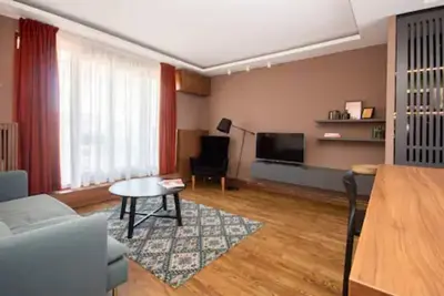 Image de Cozy penthouse, terrace, artisan touch perfect espresso & perks