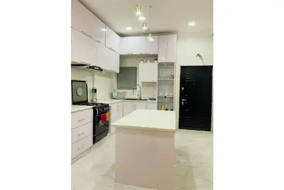 Image de beautiful spacious 4 bedroom terrace duplex