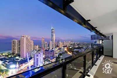 Image de Circle on Cavill - 1 Bedroom + Study Ocean Airbnb