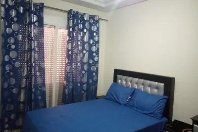 Image de Lovely studio with king bed and free parking