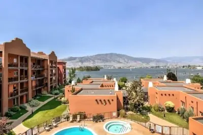 Image de Osoyoos Escape - Snowbirds or Summer Adventures for All