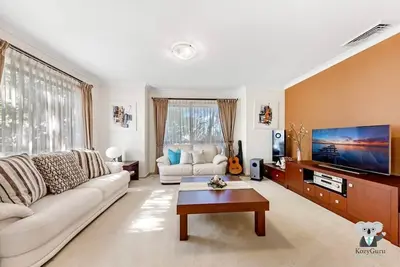 Image de KozyGuru | Westleigh | 4 bed room | Free parking