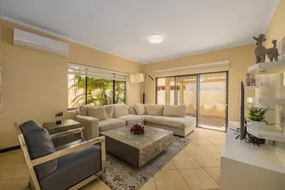 Image de Amazing 4br3. 5ba Villa w\/ Private Pool @ GoldCoast