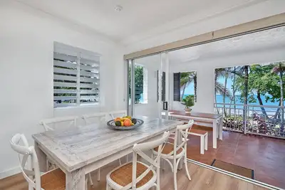 Image de Absolute Beach Front 2 Bedroom Apartment Palm Cove