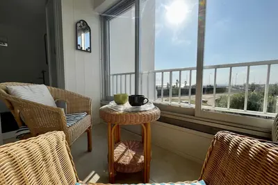 Image de Appartement T2 cabine avec climatisation, parking privatif à Sète