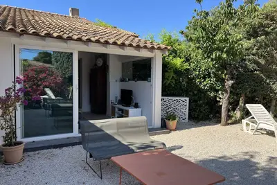 Image de Maison rénovée et climatisée à 5 min des plages