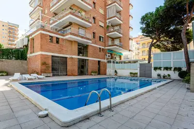 Image de Appartement Costa Brava avec vue sur mer, piscine et Wi-Fi.