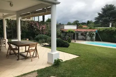 Image de Maison de Charme dans quartier résidentiel de Bayonne