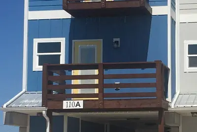 Image de ~No Bad Days Townhome~ - 300ft to the sand!