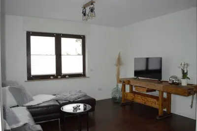 Image de Vacation home in Wehr Eifel, near Laacher See and NĂĽrburgring with large garden