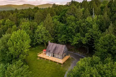Image de Mtn Views | Bike & Hike | Hot Tub | Private Deck