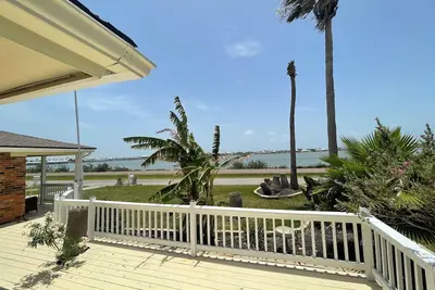Image de 4-bedroom vacation home just 4 minutes to Rockport Beach Park