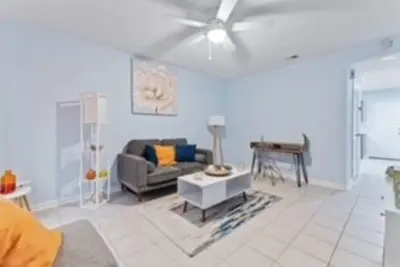 Image de Lovely 2 bedroom apartment minutes from Ft. Jackson and Va Hospital