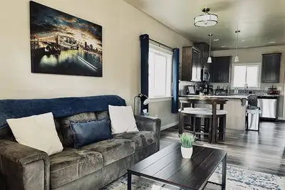 Image de Cheerful new 2 bedroom home in cul de sac Netflix