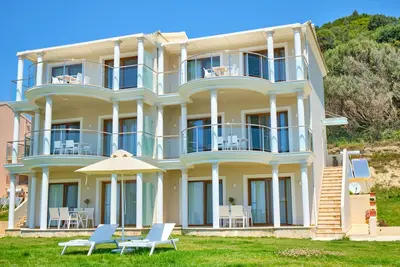 Image de Armikes Beachfront Suite 4 Afionas Corfu