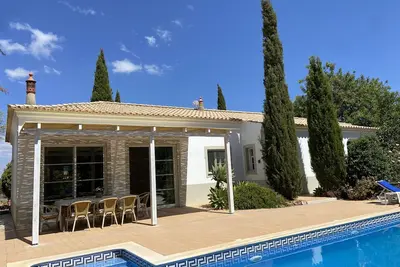 Image de Villa 6 personnes Calme, soleil, intimité, confort et moments agréables ensemble