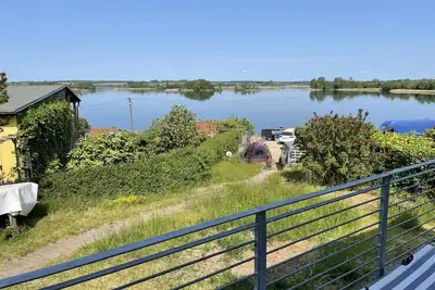 Image de Bungalow by the lake
