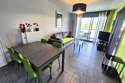 Image de Charmant 2 pièces avec emplacement idéal au bord du lac!
