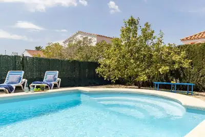 Image de Belle maison de vacances privée avec climatisation, Wifi, piscine privée, Tv, patio, parking