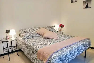 Image de Joli appartement pour 5 personnes avec Wifi, bain Ă remous, Tv, patio, animaux admis et parking