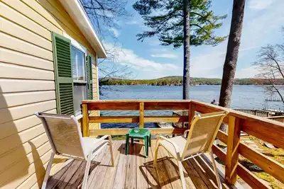 Image de Picturesque studio in bay-front locale just steps to water w/WiFi & kitchenette