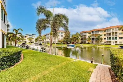 Image de 55+ Harbor View Haven on Siesta Key w/beach access