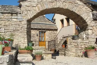 Image de Gîte La Bastide 2/4 personnes à Sauveterre