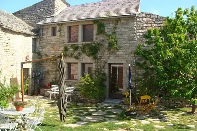 Image de Gîte la Perdrix à Sauveterre